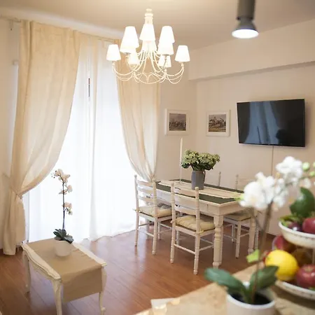 Apartment Tisserand Boutique & Lido di Ostia
