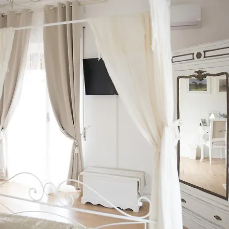 Apartment Tisserand Boutique &